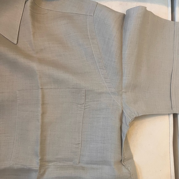 Duo of Italian Linen Shirts - Picture 12 of 14